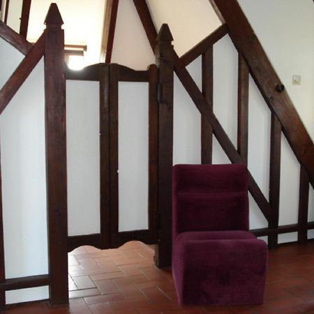 Le Manoir De Goliath Apartment Toutainville Room photo